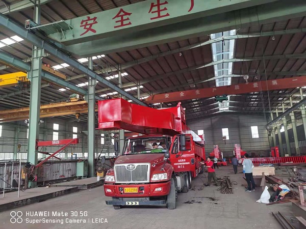 起重機(jī)發(fā)貨現(xiàn)場(chǎng)